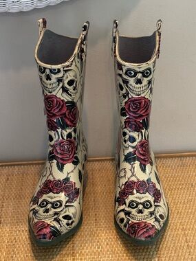 Nomad Footwear Yippy Cowboy Waterproof Rain boot size 9 New without tags!